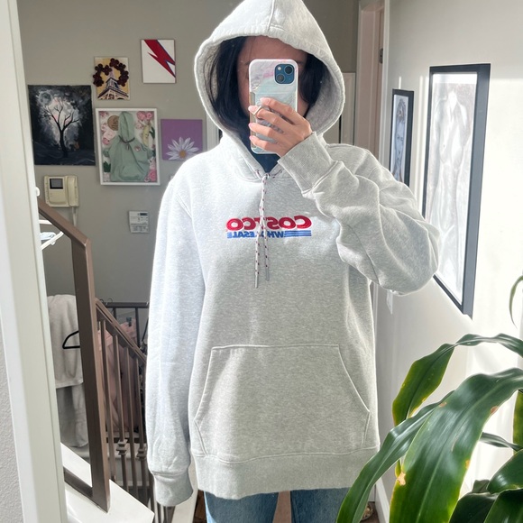 Costco Unisex Sweatshirt Hoodie - Picture 3 of 11